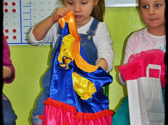 Piękna finalistka ze swoją kreacją