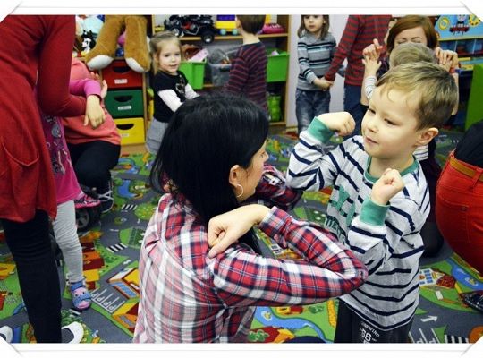 Pierwszy dzień ferii zimowych w przedszkolu- zabawa walentynkowa