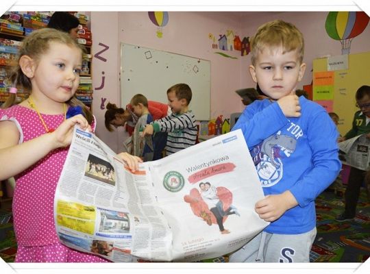 Pierwszy dzień ferii zimowych w przedszkolu- zabawa walentynkowa