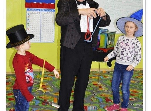 Magia jest w każdym z nas! – lekcja iluzji w przedszkolu.