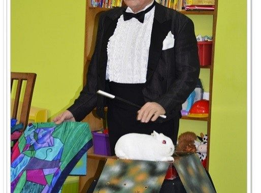 Magia jest w każdym z nas! – lekcja iluzji w przedszkolu.