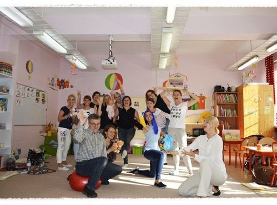 To był maj,Pachniała Saska Kępa szalonym, zielonym bzem!