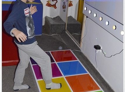 Za co starszaki uwielbiają kolorową planetę?