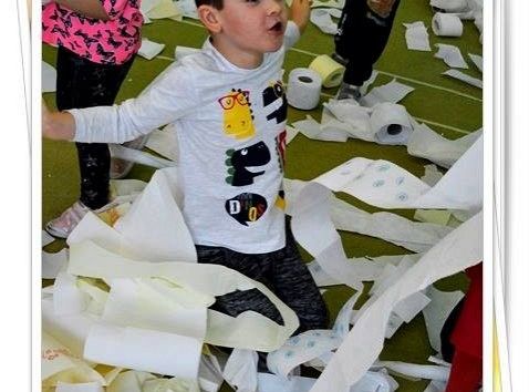 Zajęcia z papierem toaletowym