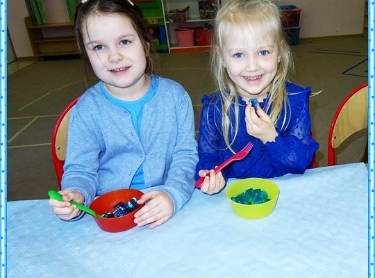 KWIECIEŃ, MIESIĄCEM RADOŚCI !