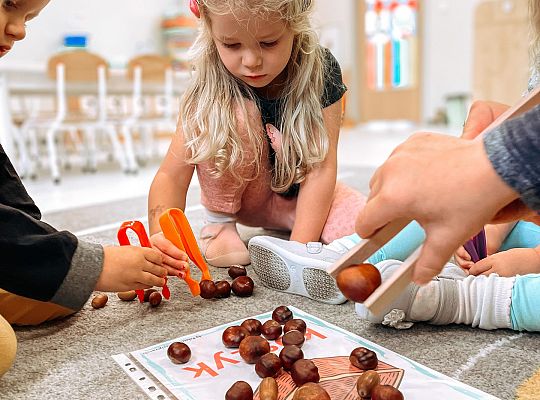 Jesienna sensoryczna ściezka