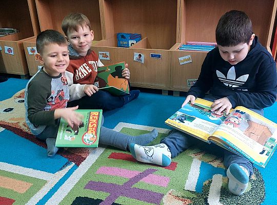 Pszczółki z wizytą w bibliotece