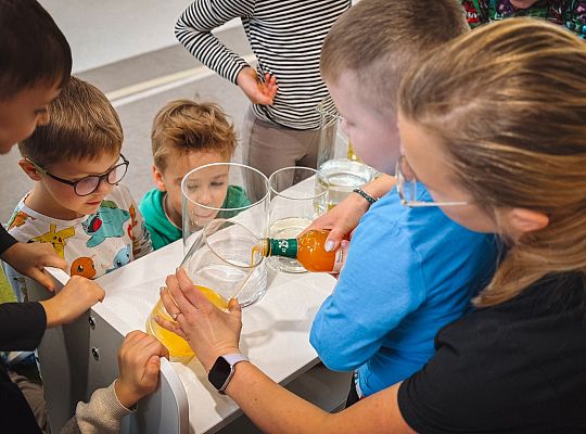 Eksperymenty i zajęcia plastyczne