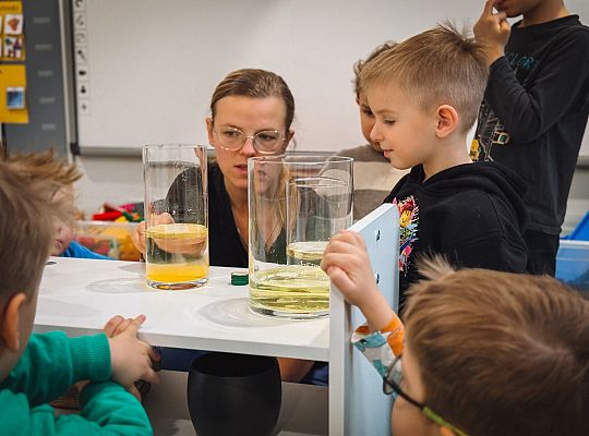 Eksperymenty i zajęcia plastyczne